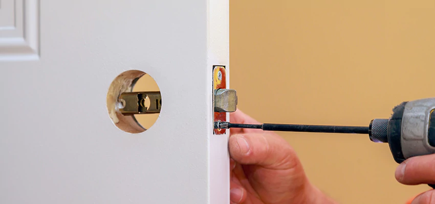 Stuck Door Knobs Repair in Port Hueneme, CA