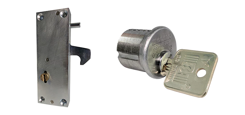 RR Fence Gates Brink Locks Repair in Port Hueneme, California